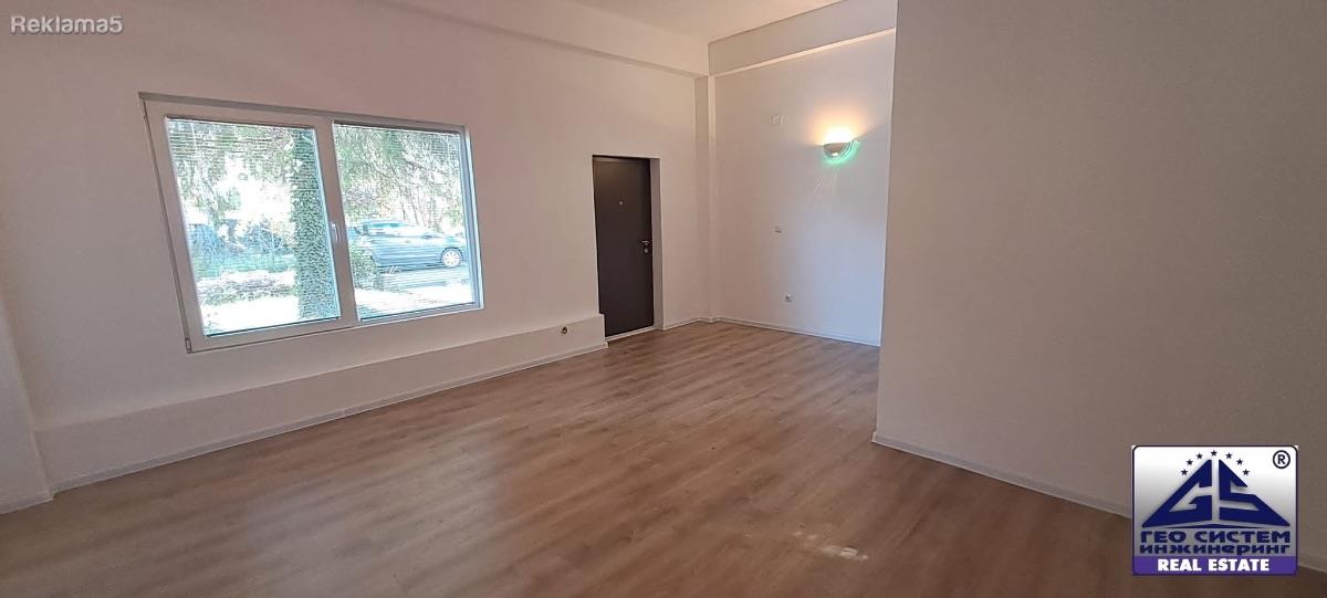 Apartment with 2 bedrooms and a courtyard for use