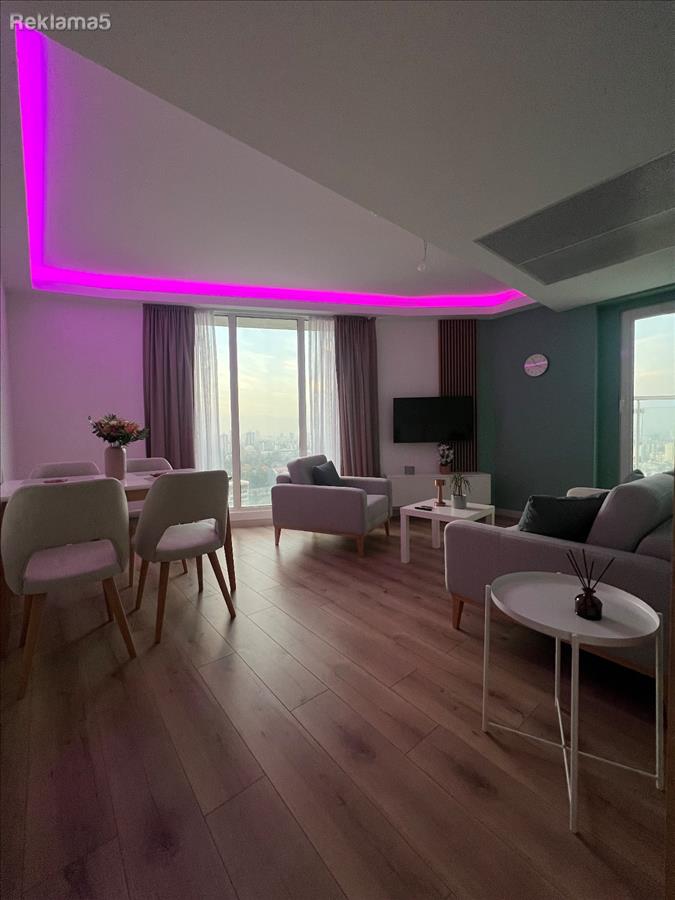 I am renting out an apartment in Javahir for a short stay