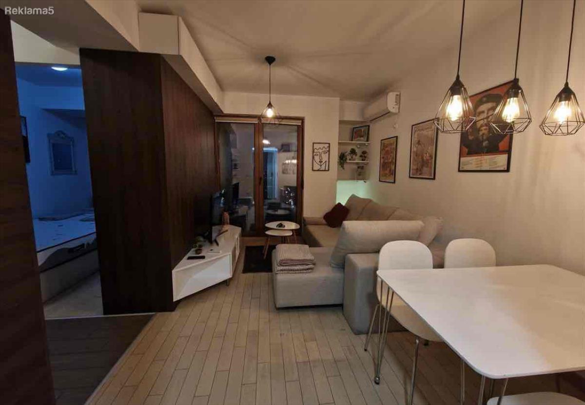 Apartment for rent in Adora Flatiro / Adora Flatiro