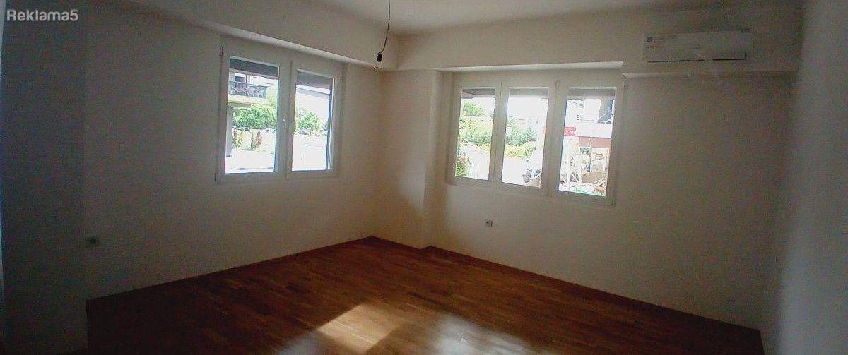 Se izdava prazen stan od 41m2 vo Madjir Maalo