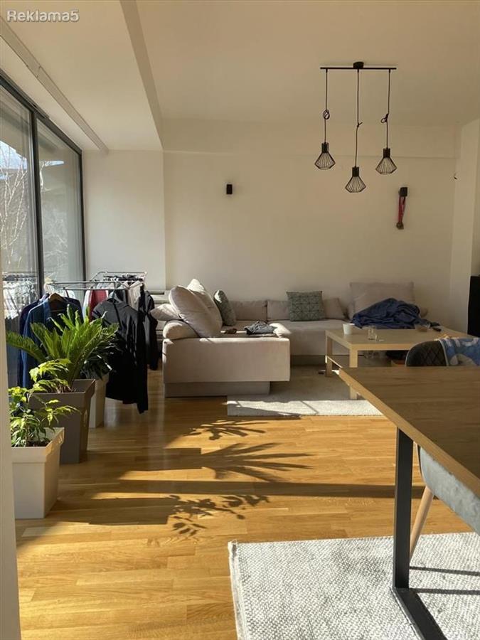 Se izdava nov trosoben 70m2 extra lux Taftalidze kaj Vero2
