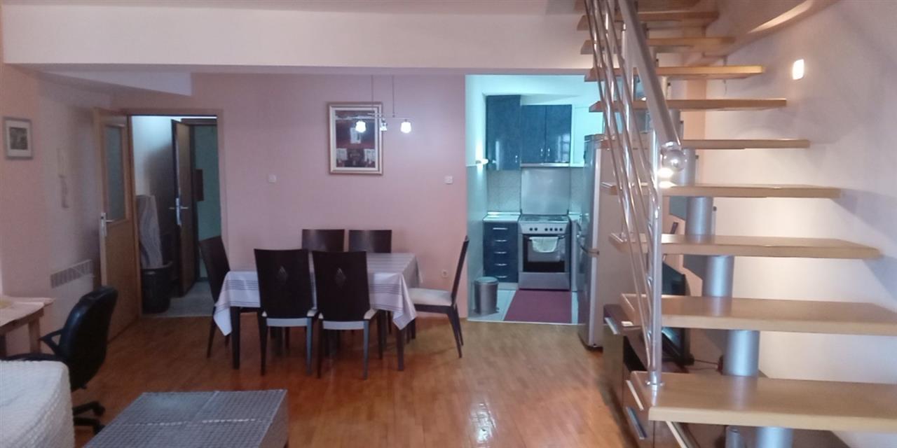 Se prodava 3.5 soben 89m2 Ceshma K.Voda
