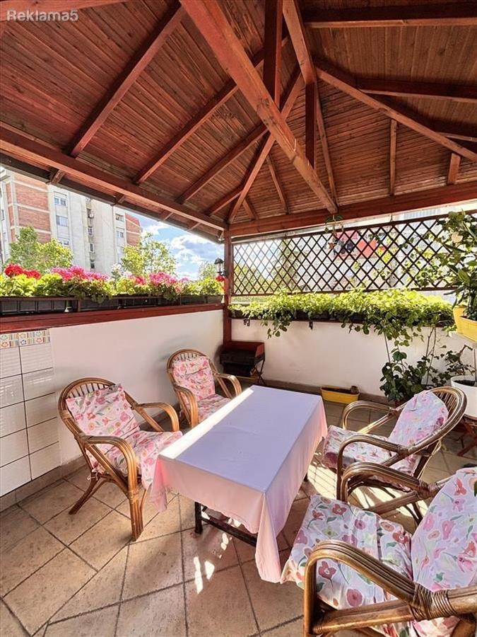 SAVIĆ IS SELLING AN APARTMENT IN THE AIRPORT