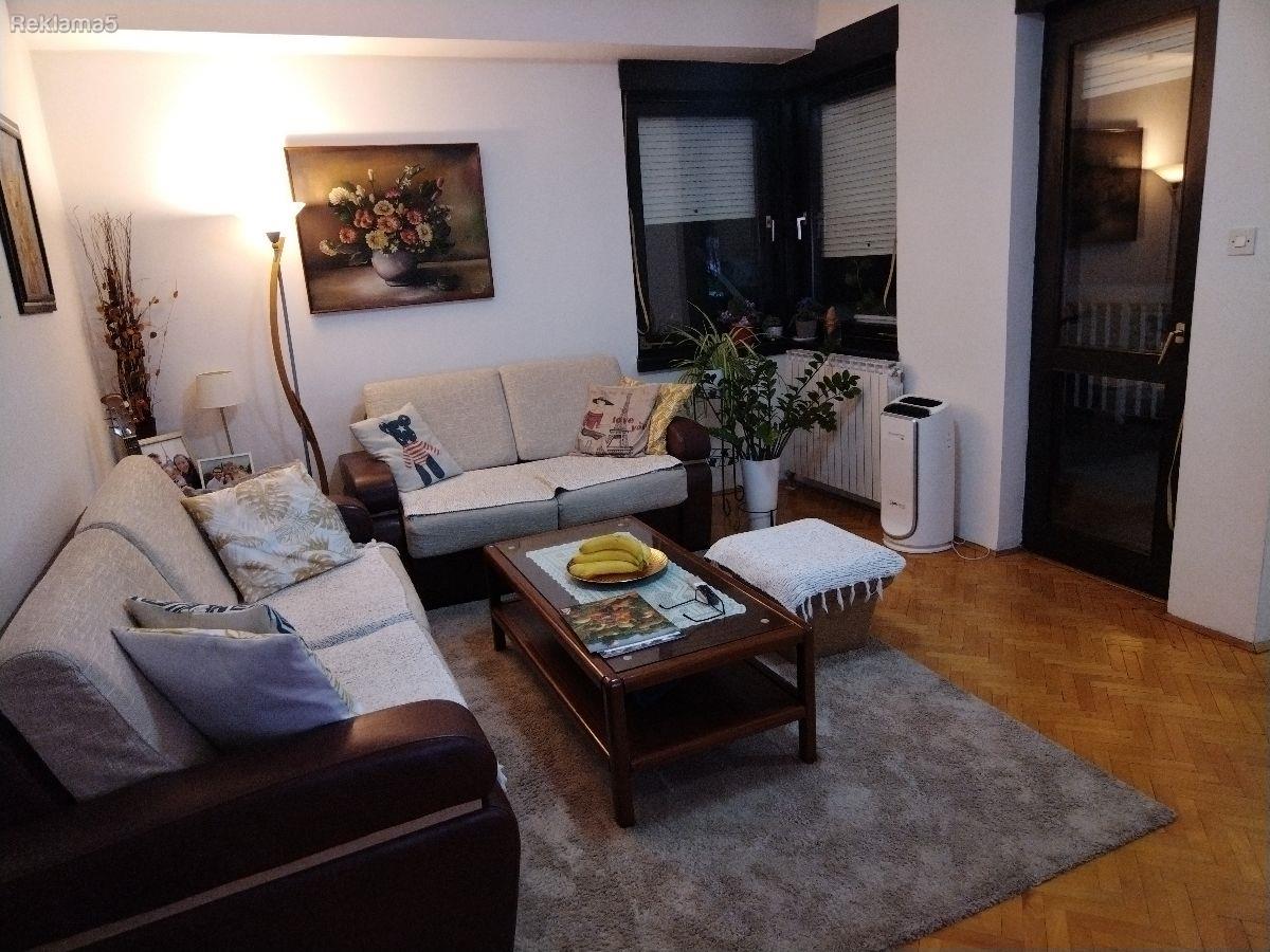 We are selling a three-room apartment in Aerodrom.