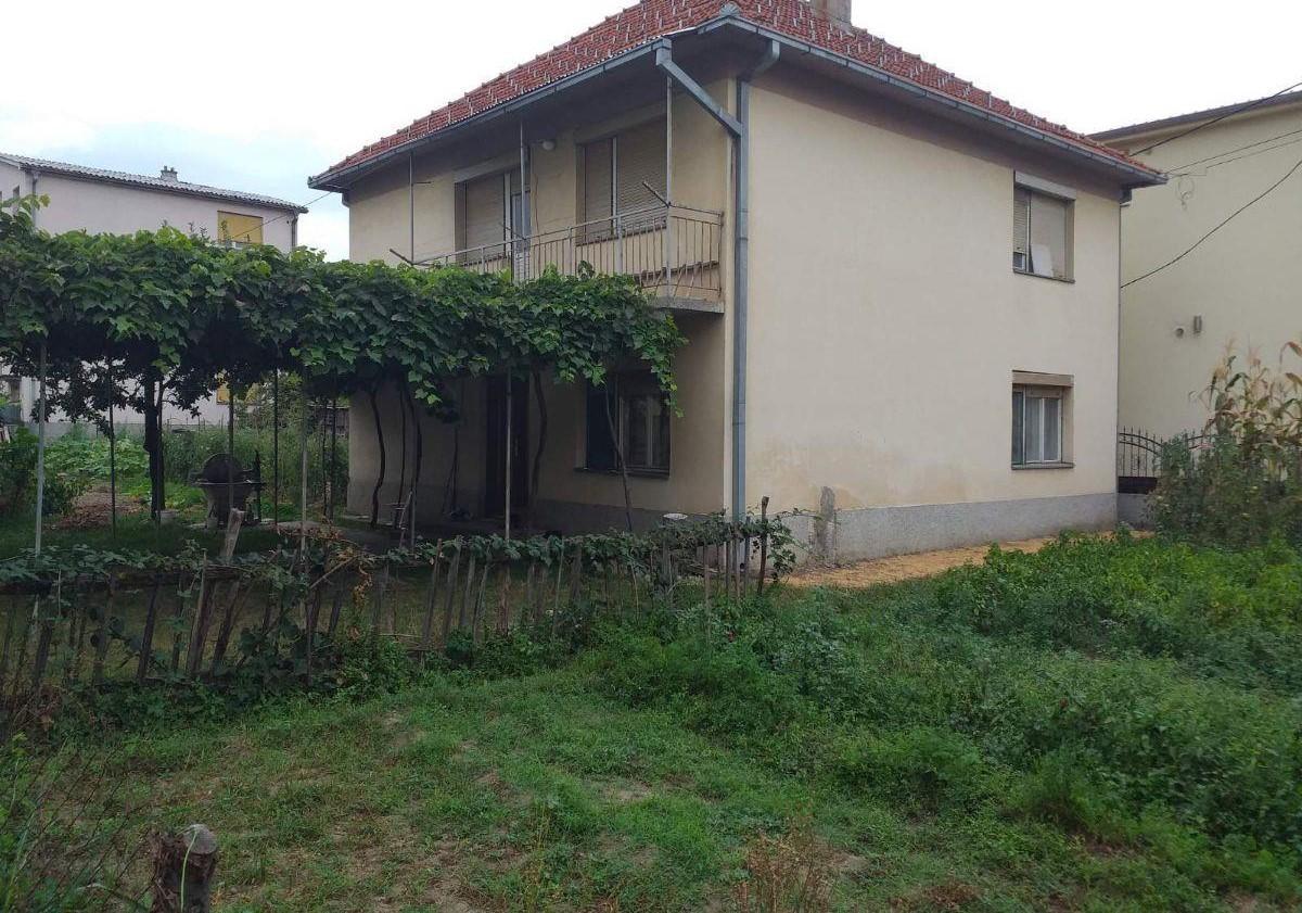Se prodava kukja vo Gostivar