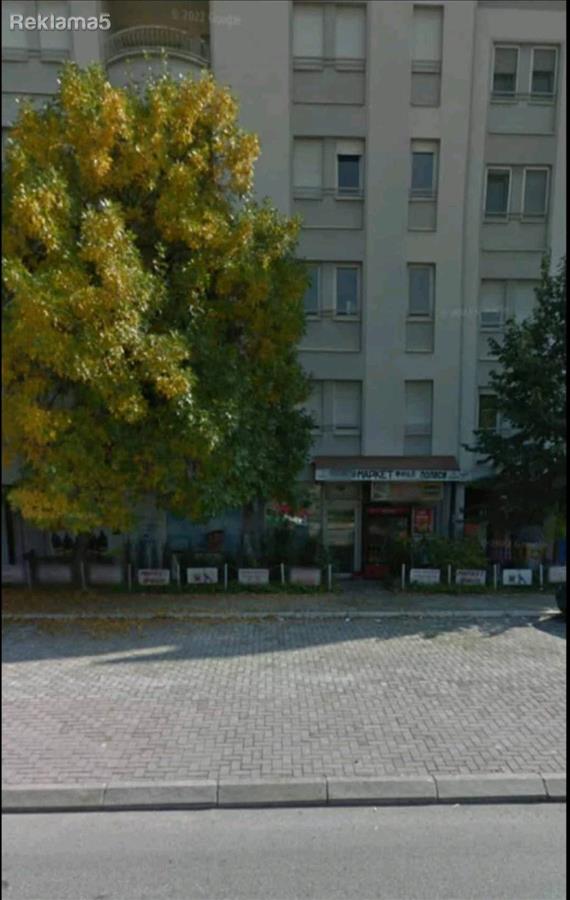 Two combined shops in Karposh 4 are for sale