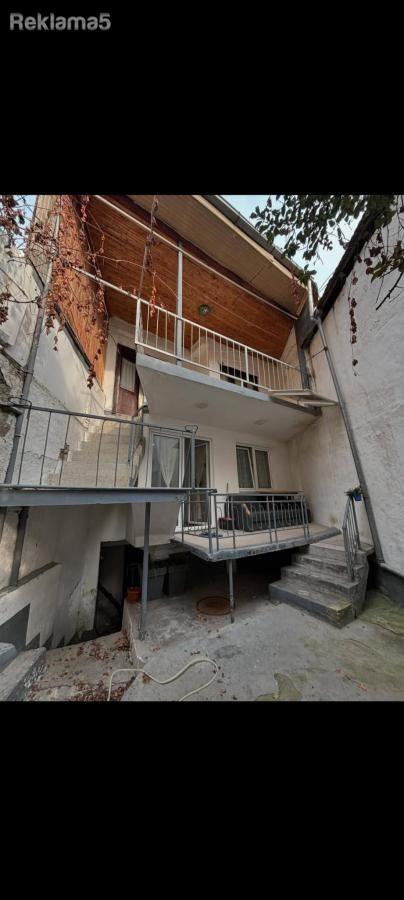 Se prodava kukja vo Serava