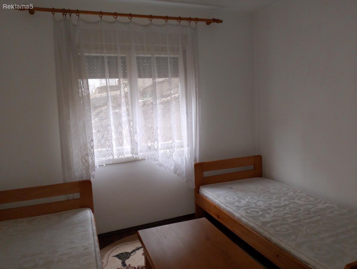 Se prodava kat od kukja vo Stip