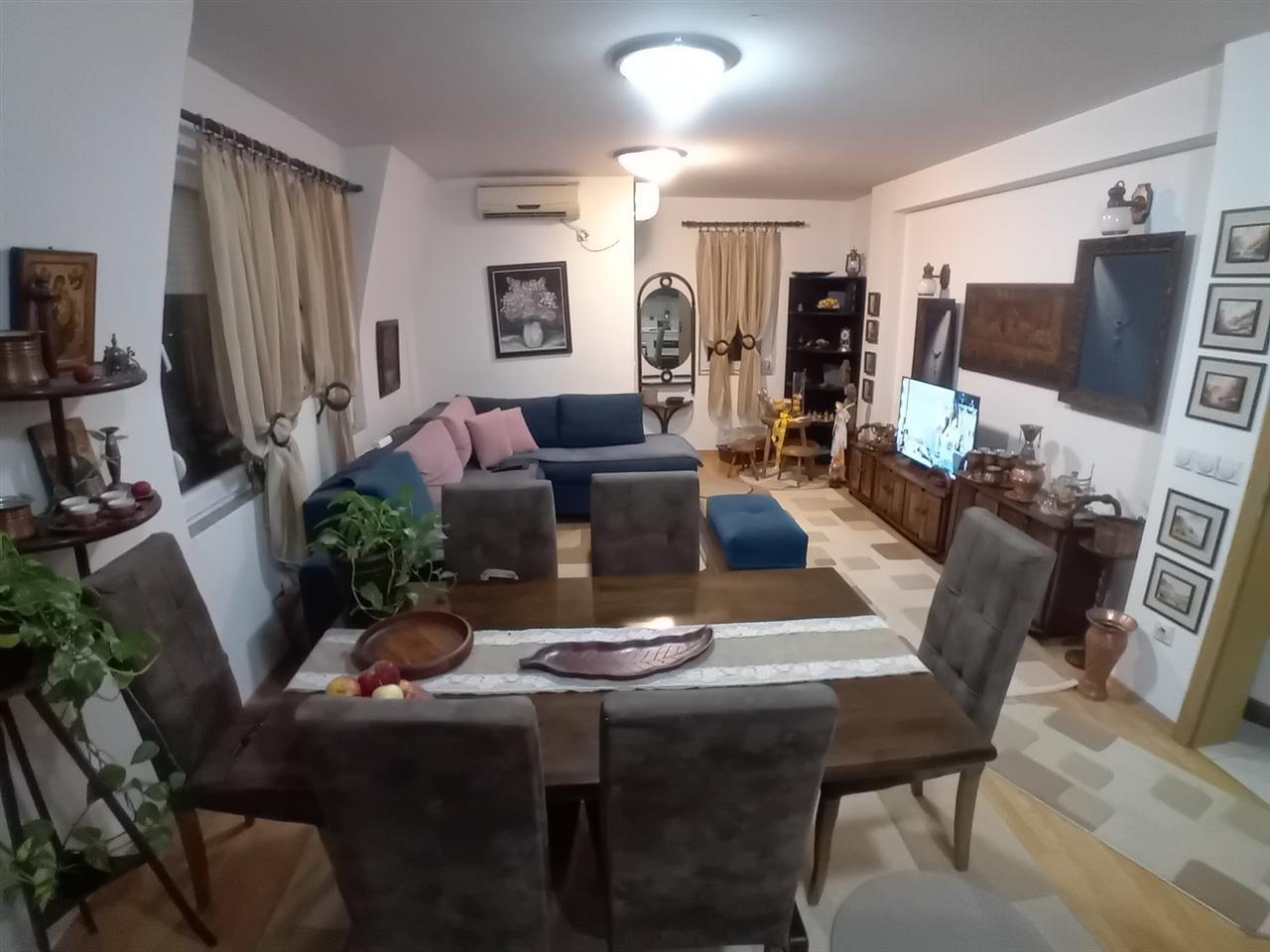 I am selling an apartment in Gjorce