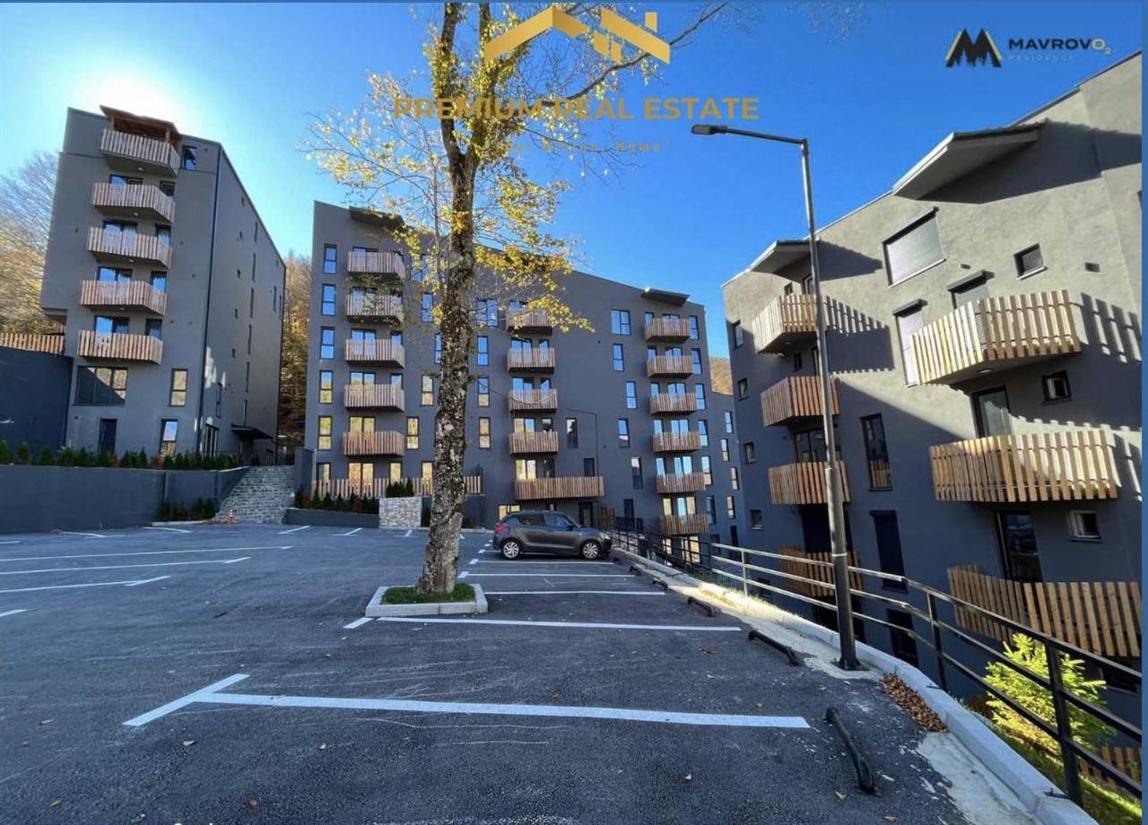 Se prodava stan od 56m2 vo Mavrovo