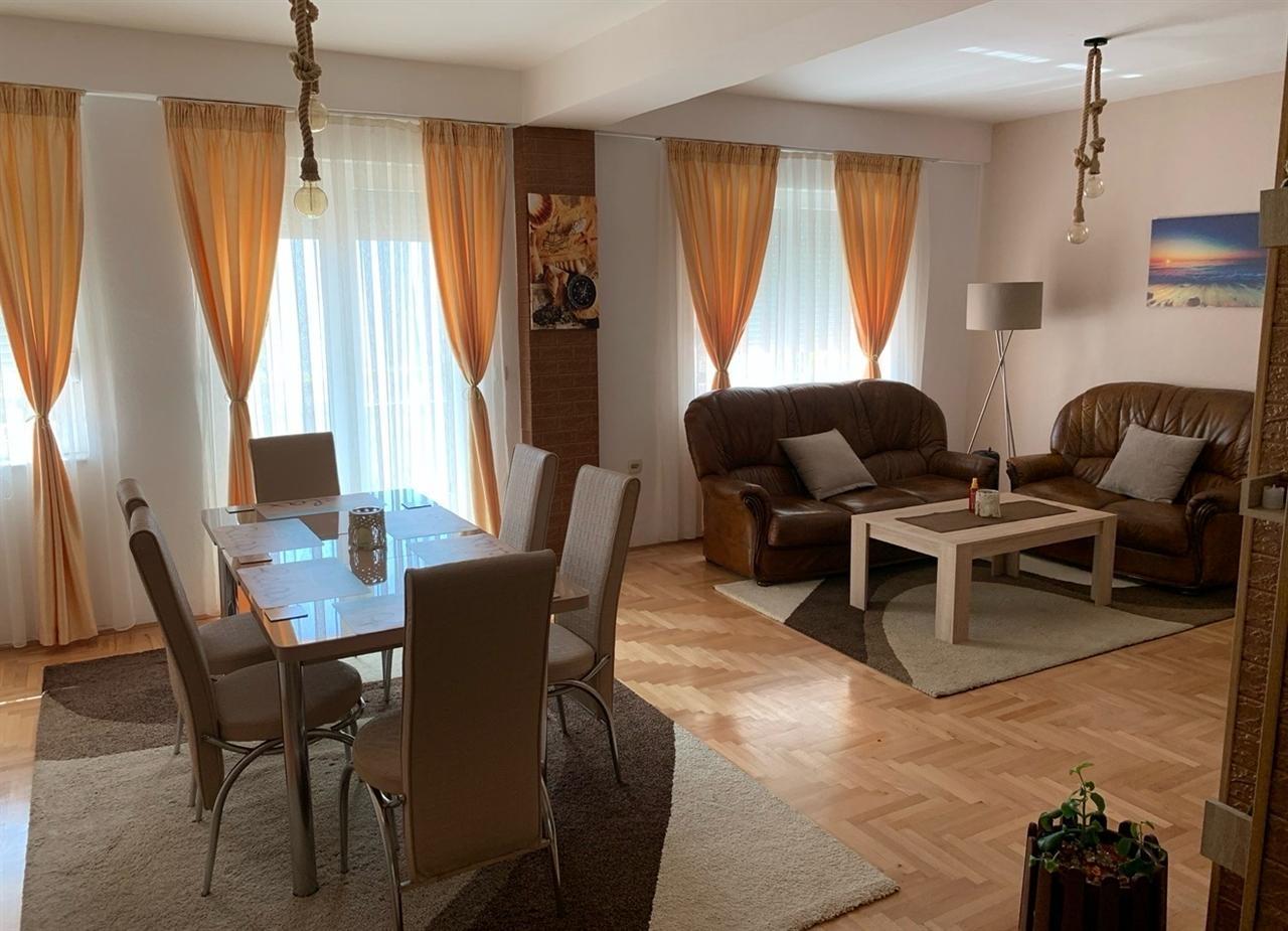 Three-room apartment for sale - 101 m2