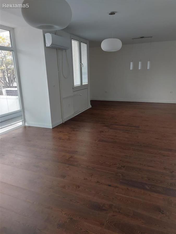 CENTAR DO SOBRANIE NA RM 130m2