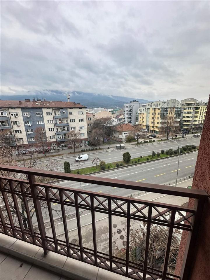 Centar stan 70m2 za deloven, kancelarii