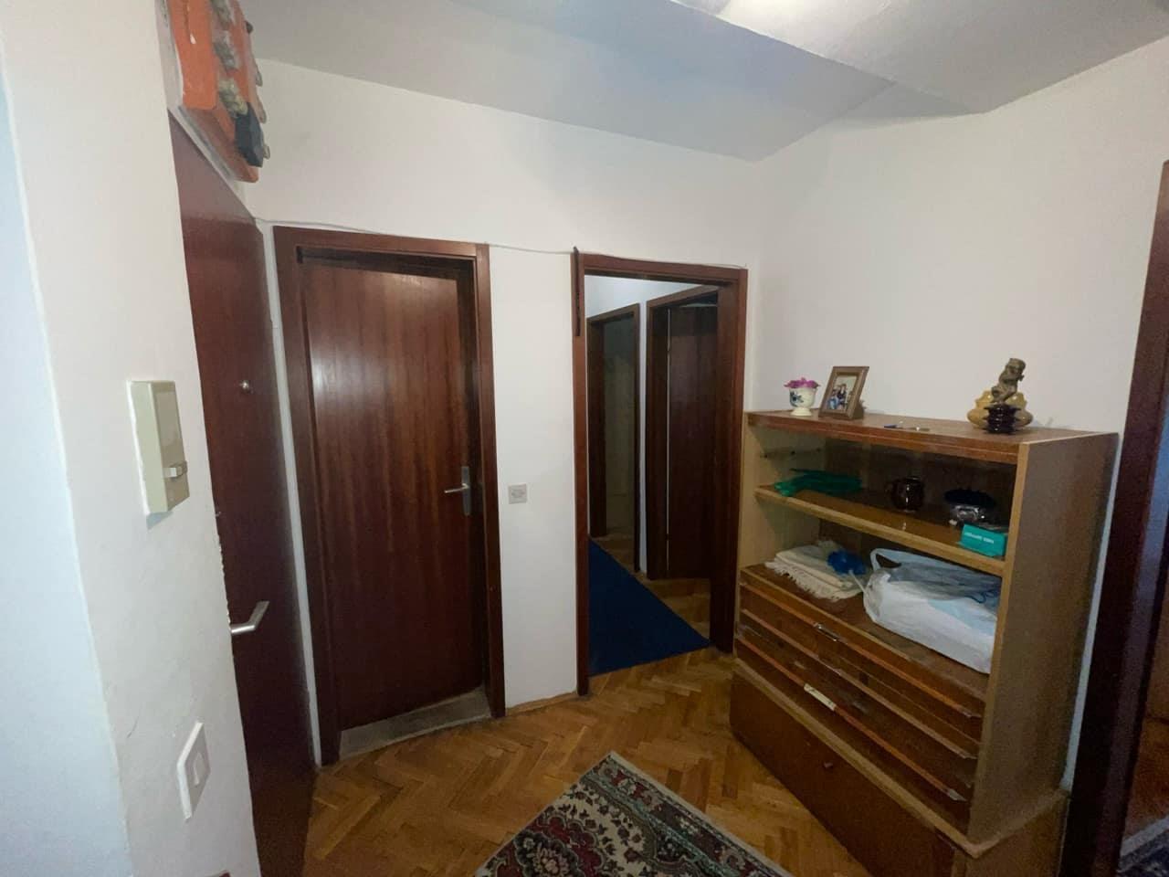Se Iznajmuva stan 75m2