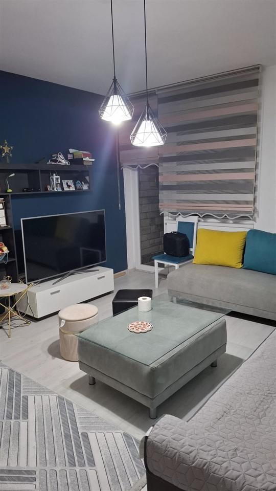 SE IZDAVA RENOVIRAN NAMESTEN STAN VO HIPODROM