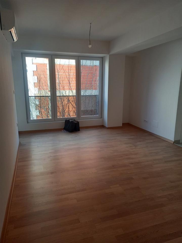 Se izdava prazen stan 55m2 so 2 spalni Madjir Maalo