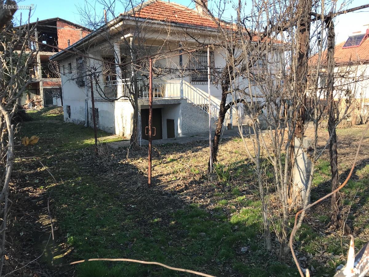 Se prodava kuka vo Dracevo na metodija patcev