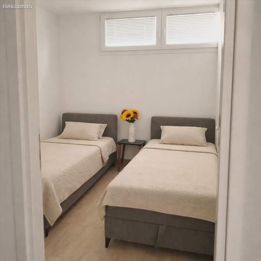 SE PRODAVA APARTMAN VO NEA FOKEA NA PRV KRAK HALKIDIKI