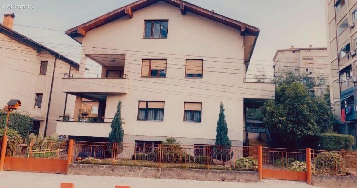 Se prodava kukja vo Tetovo