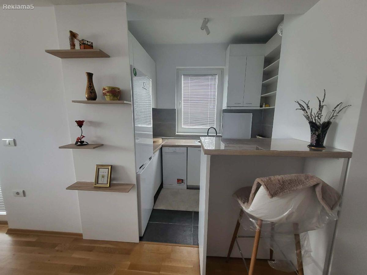 Three-room apartment for sale