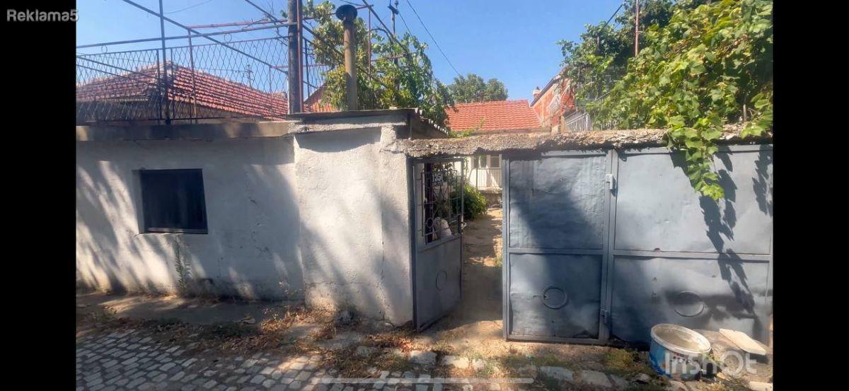 HOUSE FOR SALE IN GENIMALE