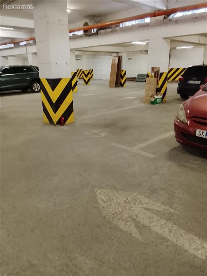 I am selling an underground parking garage in Michirin