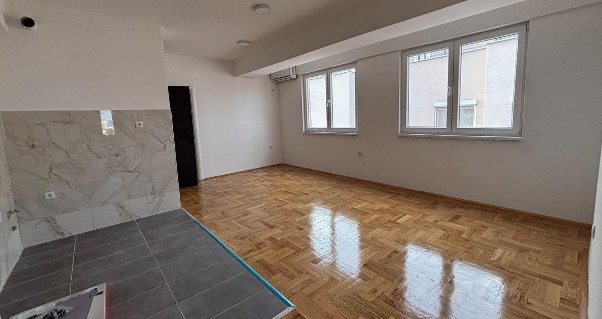 Apartment for sale 49+48m2 roof terrace in Hrom