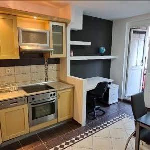 RENOVATED APARTMENT - Square