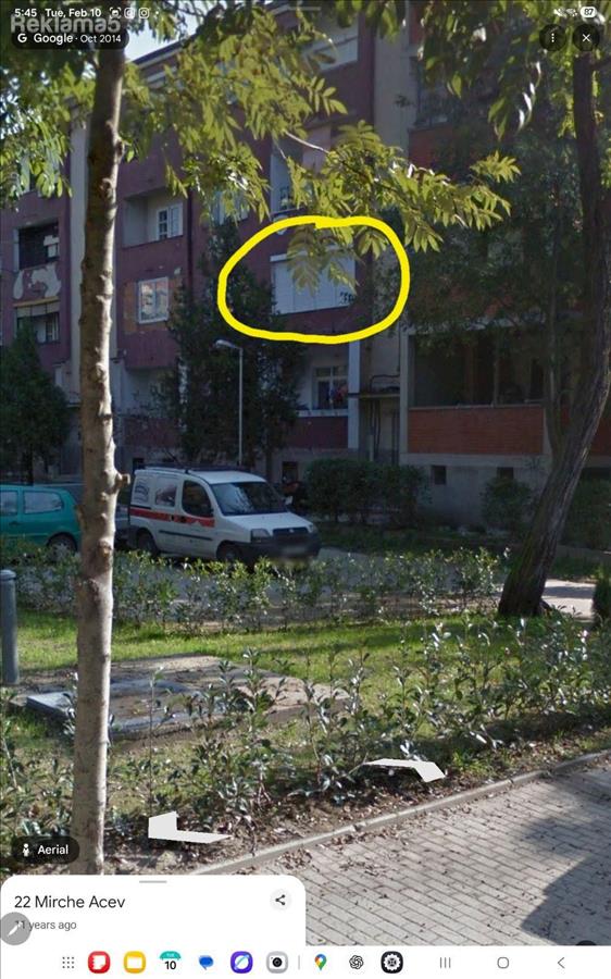 An apartment for sale in the Center/prolet neighborhood