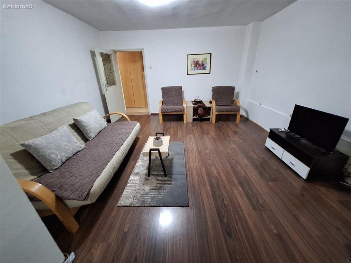 Namesten stan vo Karpos 1 52m2 so 1 spalna renoviran