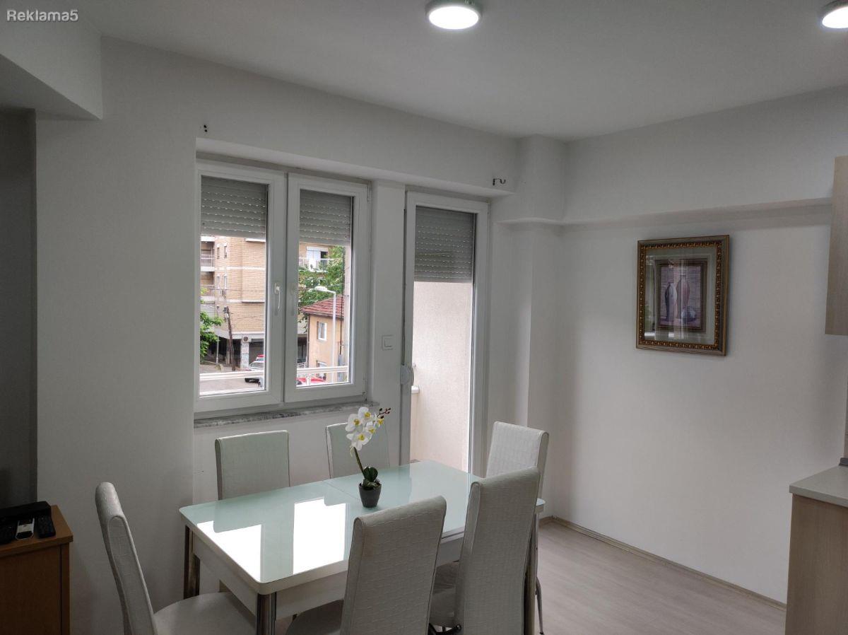 We are selling a furnished 62m2 two-bedroom apartment with a garage in Kozle