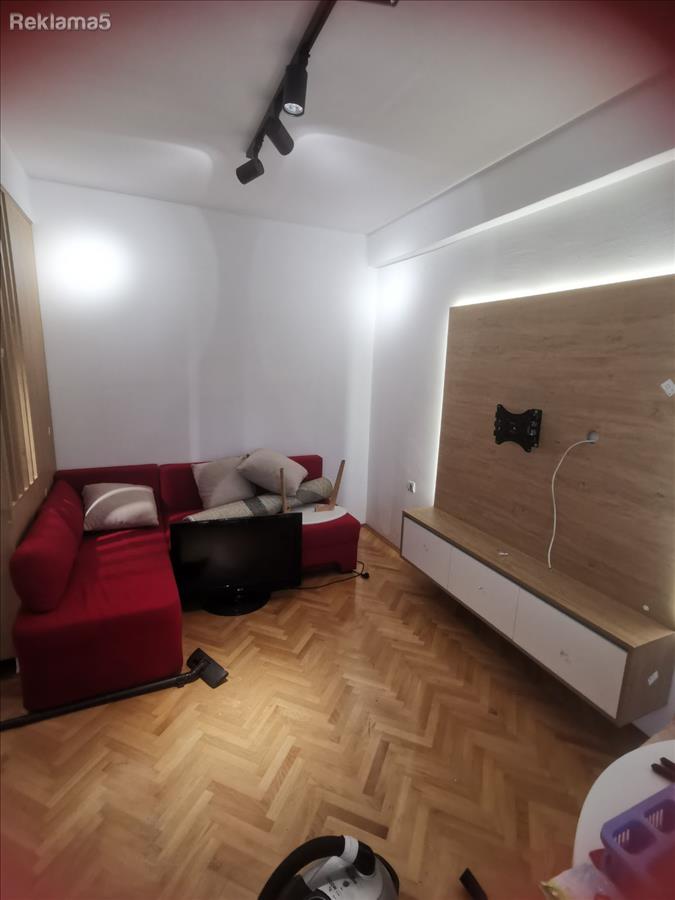 I am selling a 1 bedroom apartment in Katolička