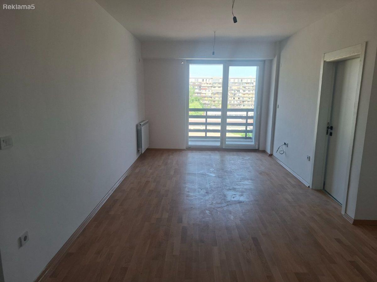 Se prodava stan 65m2 vo Kisela Voda