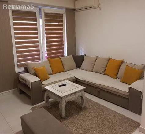 One-room apartment with a separate bedroom - Debar Maalo
