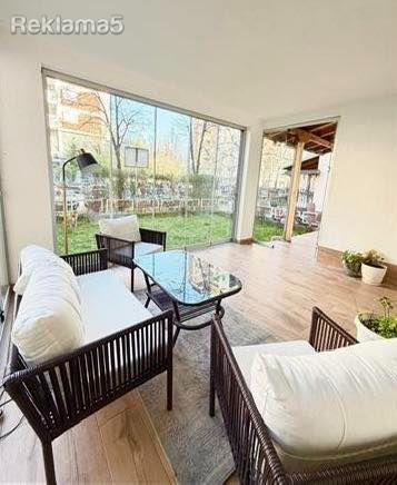 Ground floor apartment in the Airport behind the Capitol