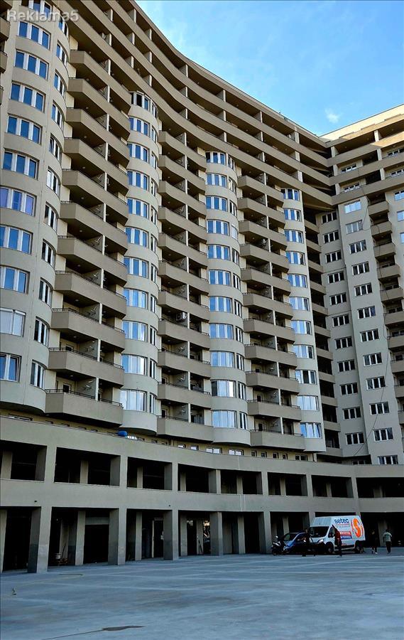 I am selling a studio apartment in the Kosmos complex