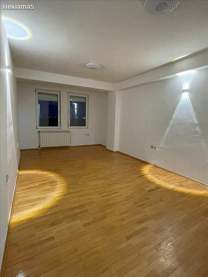 WE ARE SELL RENOVATED APARTMENT 53M3 K. WATER NURSERY