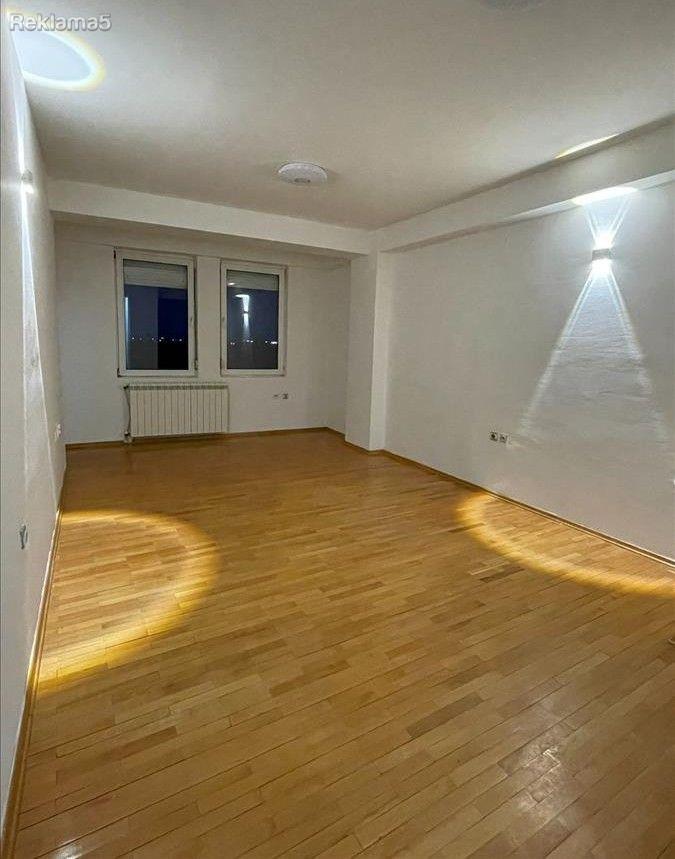 Se prodava stan 53m2 vo Kisela Voda, Rasadnik