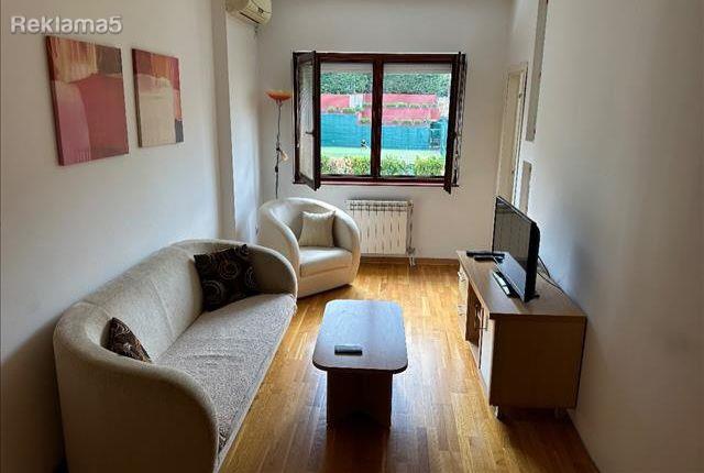 SAVIĆ IS SELLING AN APARTMENT ON VODNO