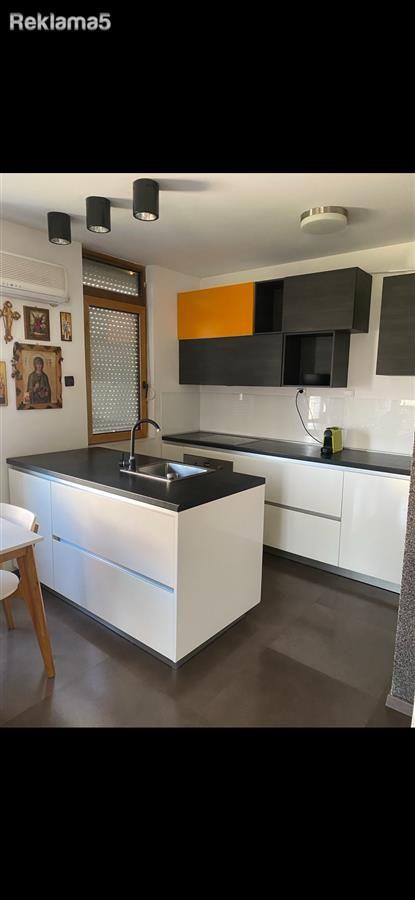 RENOVATED FURNISHED 2 BEDROOM APARTMENT N. LISICHE NEAR L. ANGELOVSKI