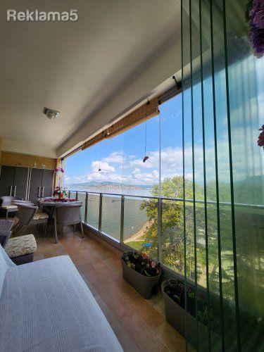 IMPERIA – Apartment with lake view