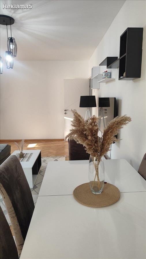 FOR SALE THREE-ROOM 59M2 APARTMENT IN TAFTALIJE 2