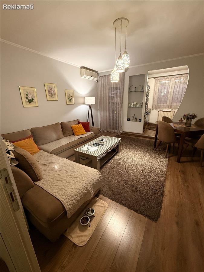 RENOVIRAN NAMESTEN STAN 2 SPALNI N.LISI;E ROJAL