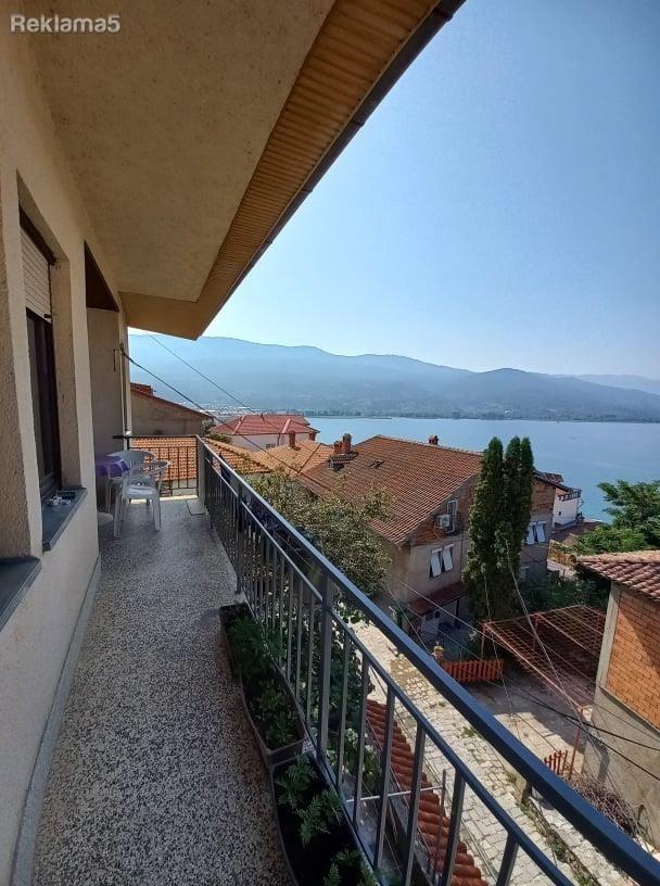 EMPIRE REAL ESTATE – House with lake view