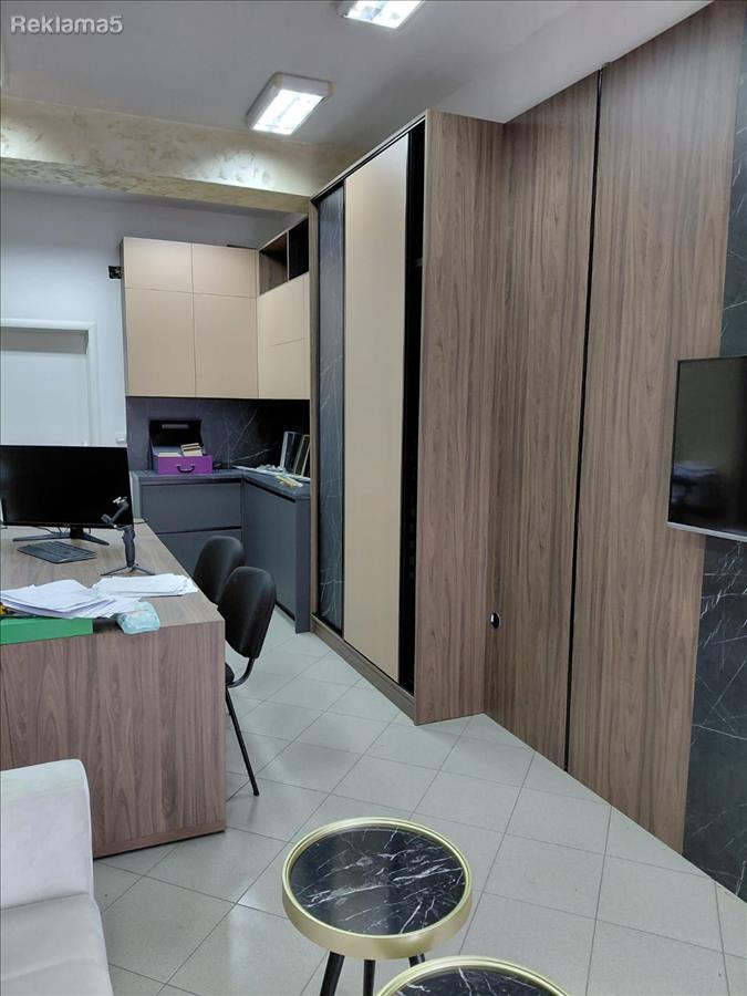 Se prodavaat dva dukani 0d 25m2 vo Rasadnik K.Voda