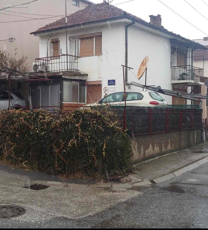 FOR SALE A HOUSE WITH A YARD IN CRNICE TOTAL AREA 198 M2
