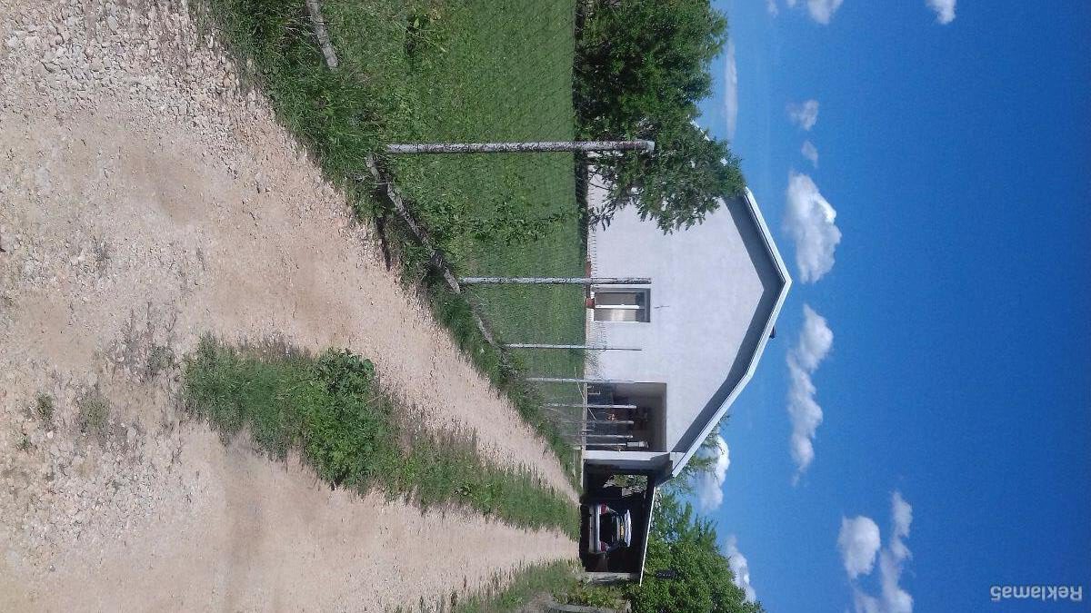 Se prodava kuka