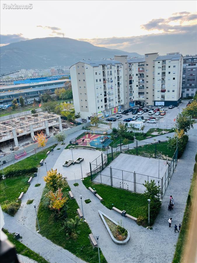 I am selling a 43m2 apartment in Aerodrom