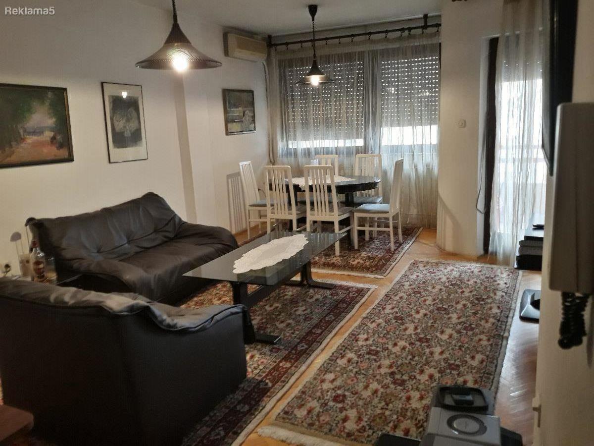 Apartment for sale in Debar neighborhood