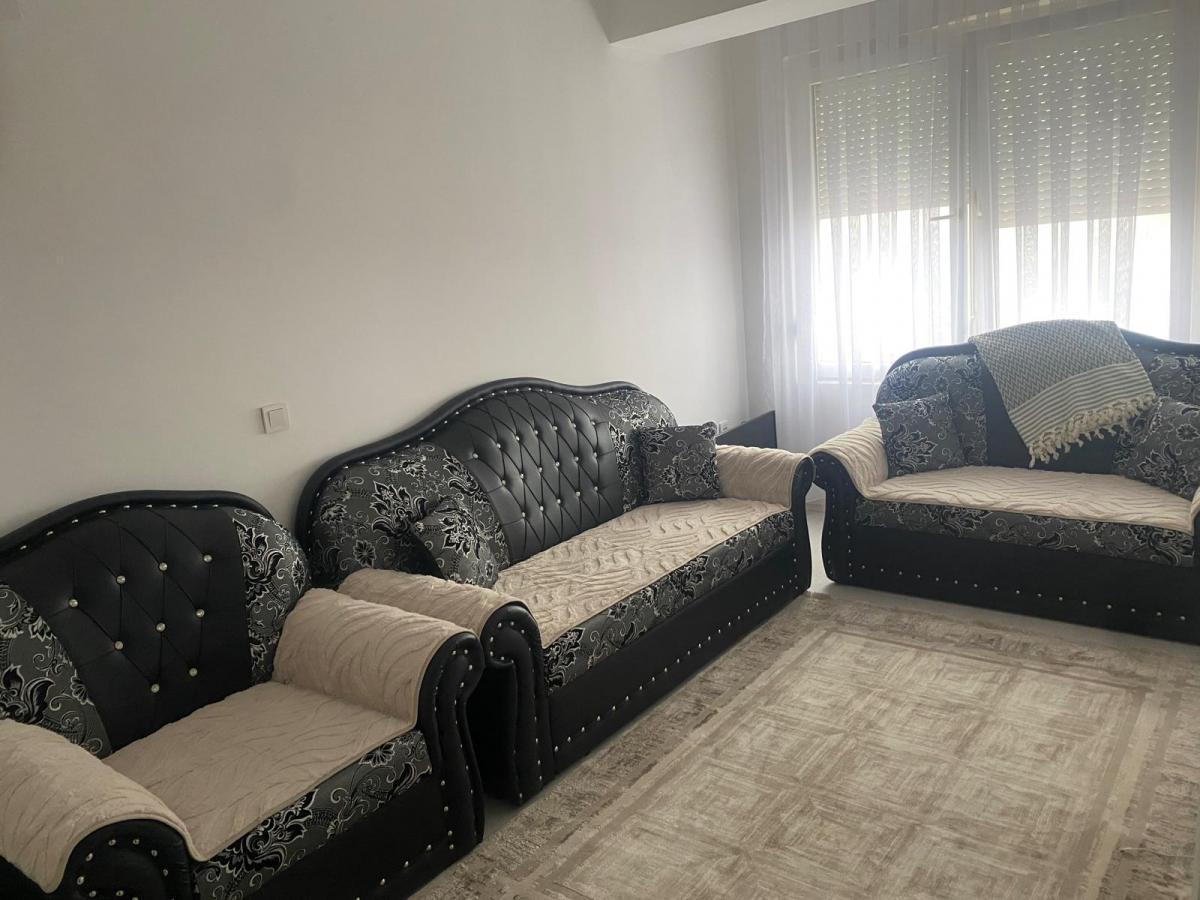 A 71m2 apartment is for sale in Chair Topansko Pole